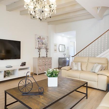 Sitges Spaces Beach House-4 Bedrooms, 3 Bathrooms, Large Terrace, Jacuzzi, Center-Beach Exterior foto