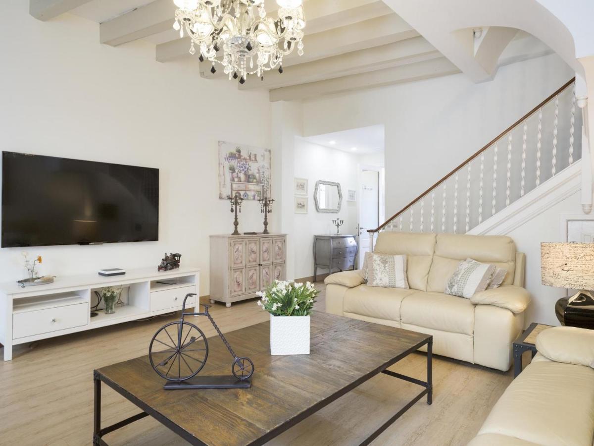 Sitges Spaces Beach House-4 Bedrooms, 3 Bathrooms, Large Terrace, Jacuzzi, Center-Beach Exterior foto