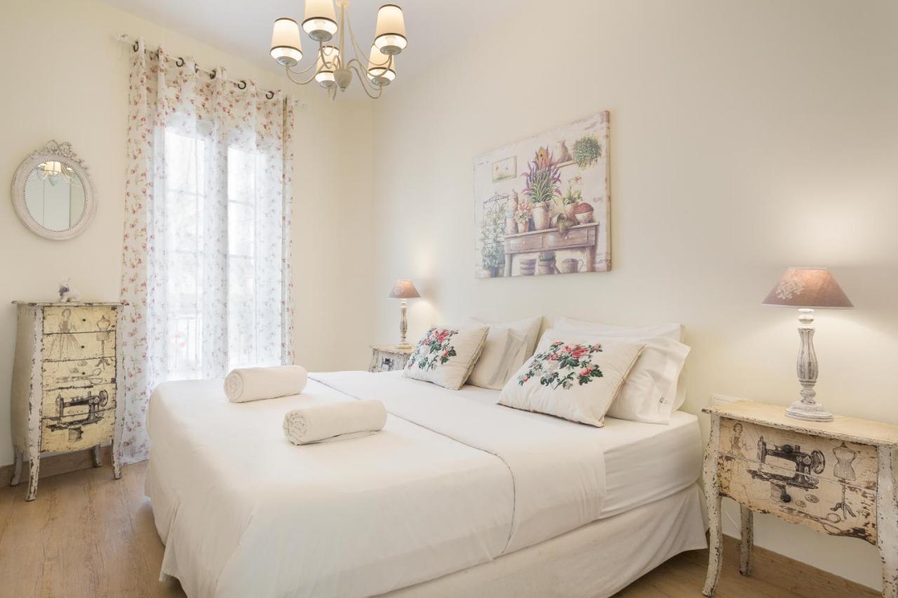 Sitges Spaces Beach House-4 Bedrooms, 3 Bathrooms, Large Terrace, Jacuzzi, Center-Beach Exterior foto