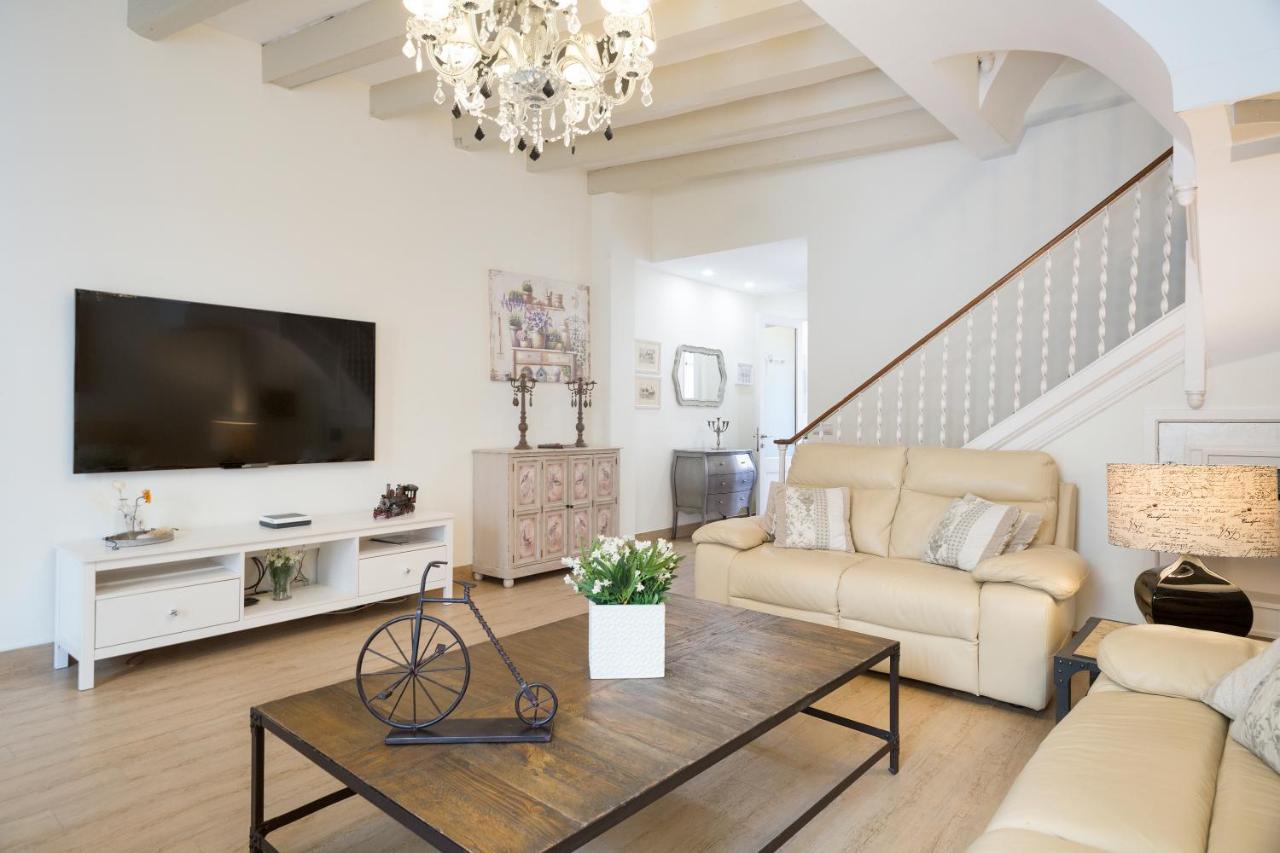 Sitges Spaces Beach House-4 Bedrooms, 3 Bathrooms, Large Terrace, Jacuzzi, Center-Beach Exterior foto